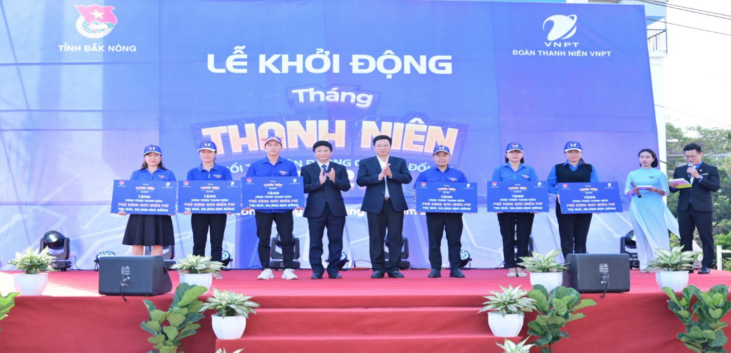 Đoàn[-]thanh[-]niên[-]VNPT[-]phối[-]hợp[-]với[-]Tỉnh[-]Đoàn[-]Đăk[-]Nông[-]tổ[-]chức[-]lễ[-]khởi[-]động[-]Tháng[-]Thanh[-]niên[-]năm[-]2023